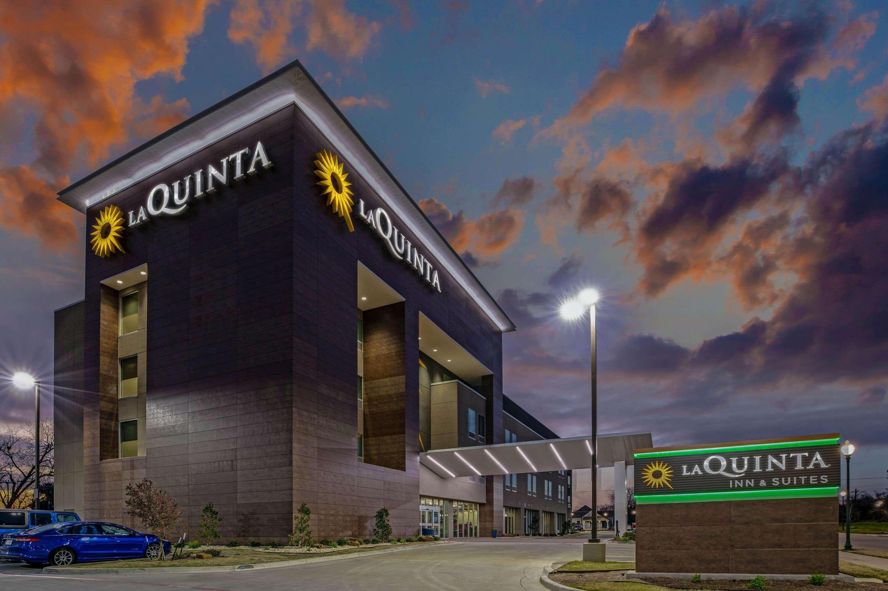 La Quinta By Wyndham Waco Baylor Downtown Hotell Exteriör bild